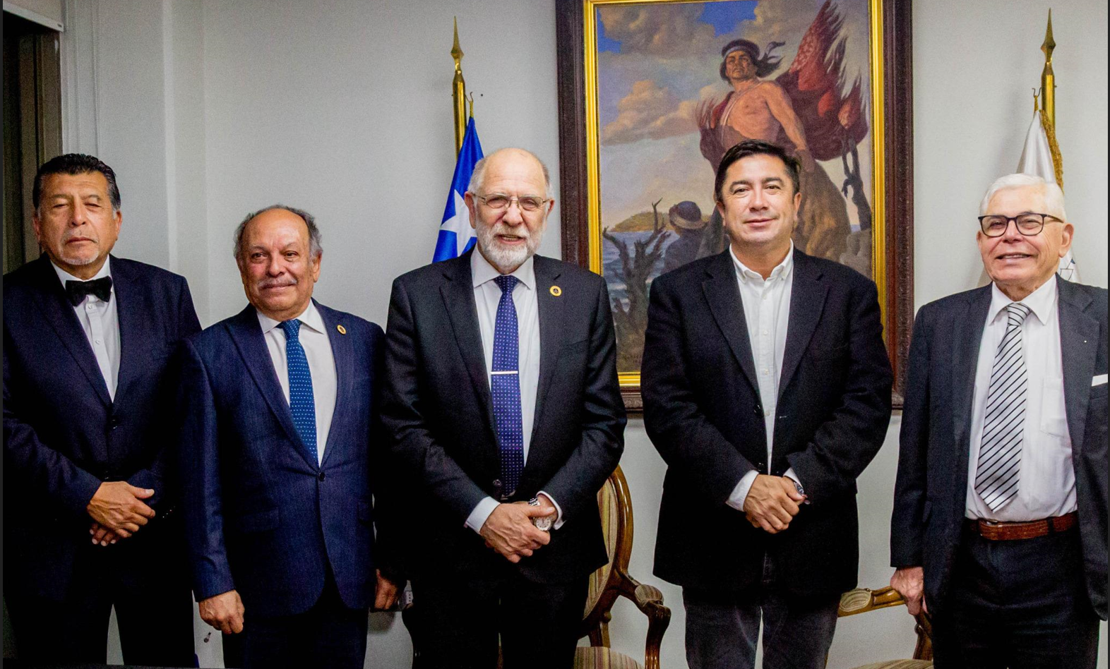 Gran Maestro visita a Alcalde de Talcahuano