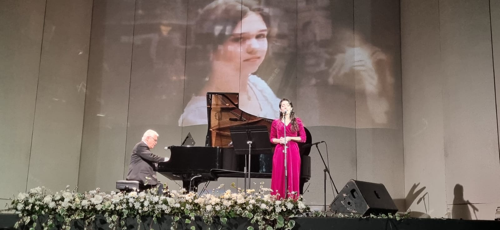 Logia Nueva Luz 64 celebra su Centenario con Concierto de Roberto Bravo