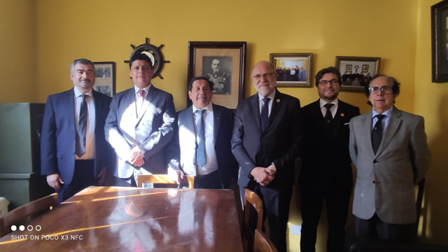 Gran Maestro visitó la Liga Contra el Alcoholismo de Valparaíso