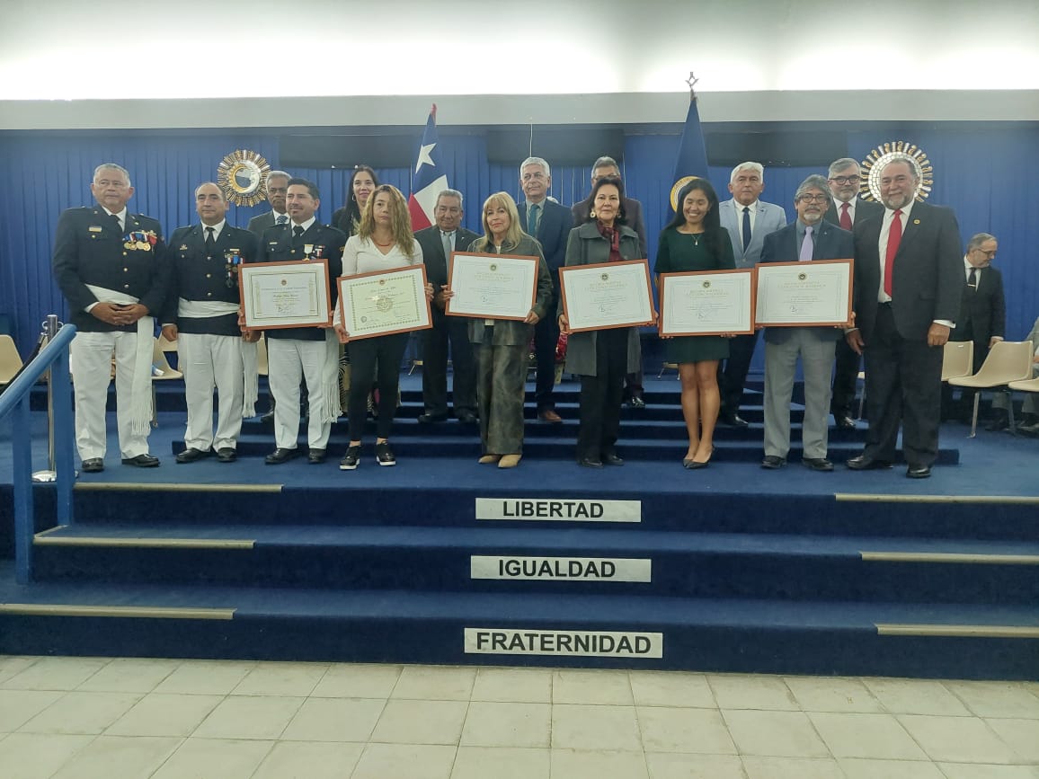 Logias de Arica y Parinacota homenajean a servidores públicos