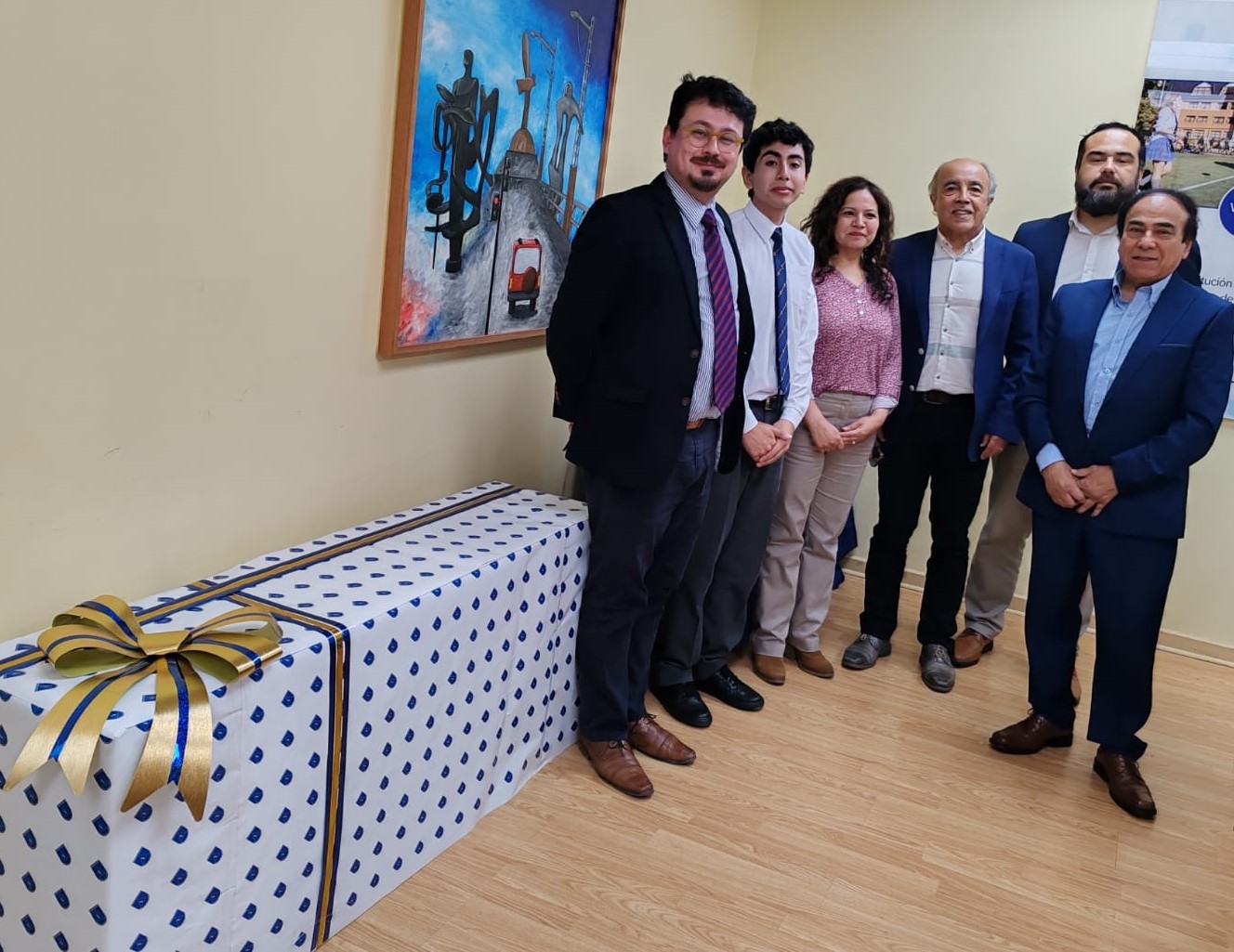 Logia Paz y Concordia No13 entrega ayuda a alumno Colegio Concepción