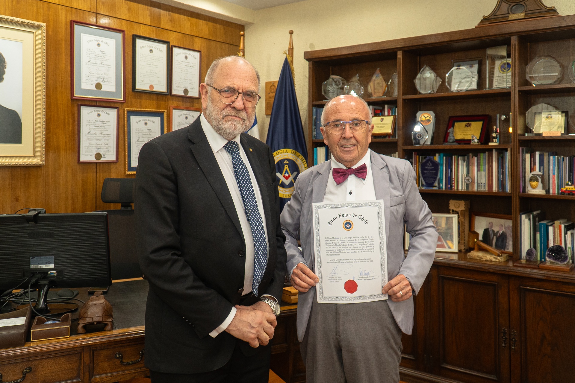 Gran Logia recibe donación de Maestro de la Logia Atacama, Hermano Pablo Krumm