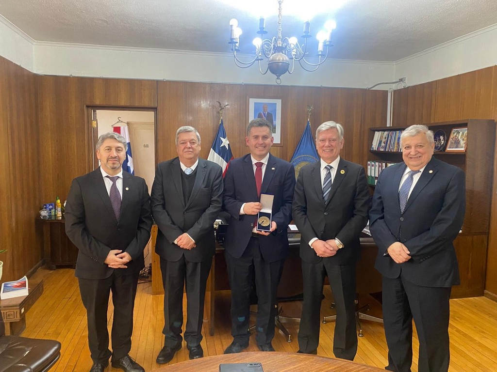 Visita protocolar al delegado Presidencial de la Provincia de Osorno