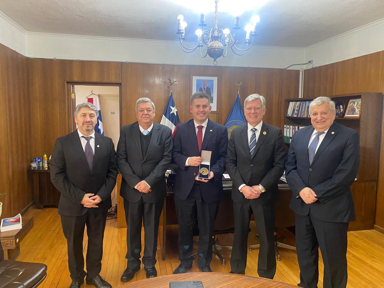 Visita protocolar al delegado Presidencial de la Provincia de Osorno