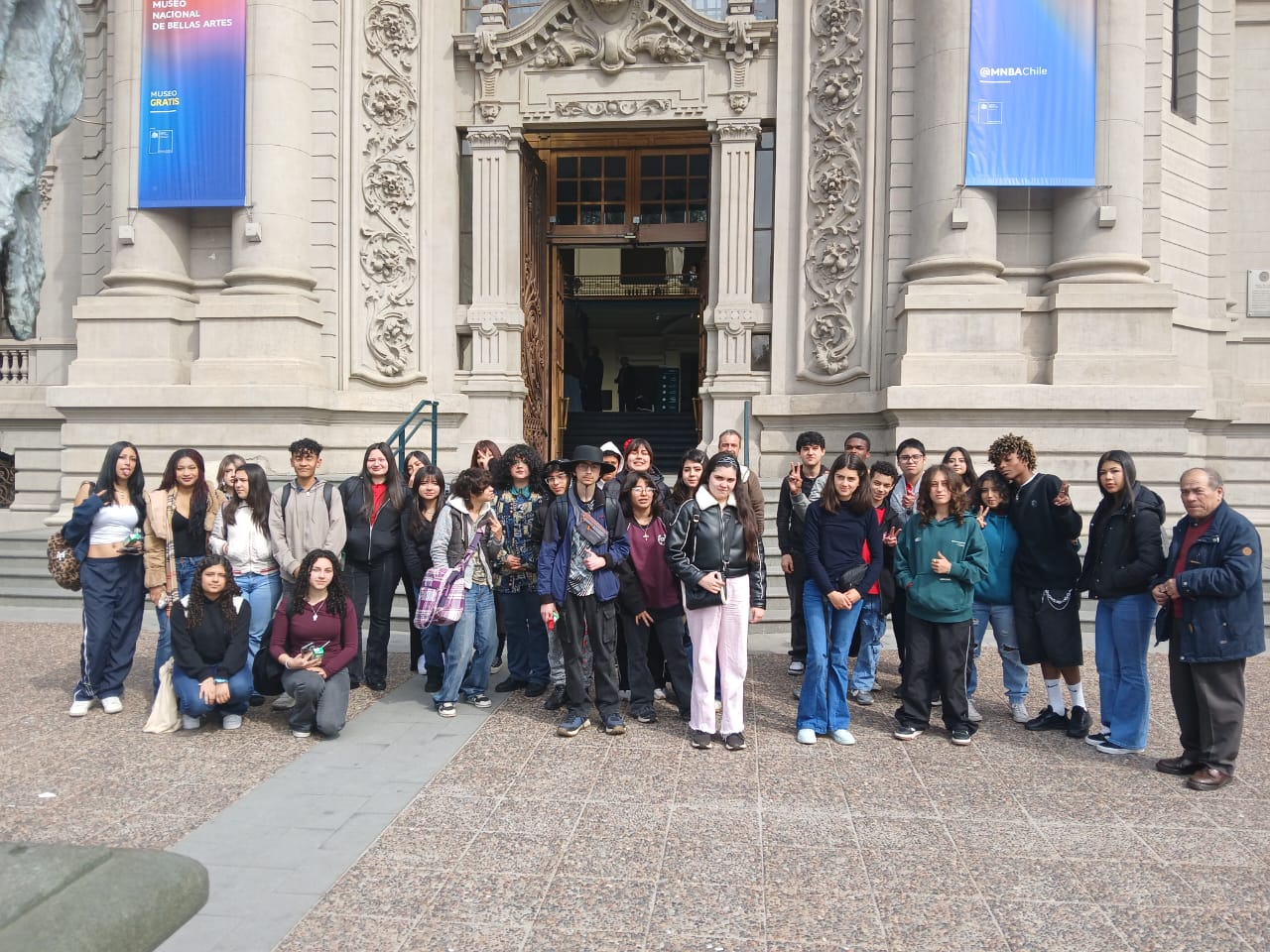 Francmasones viñamarinos y porteños apoyan la educación pública