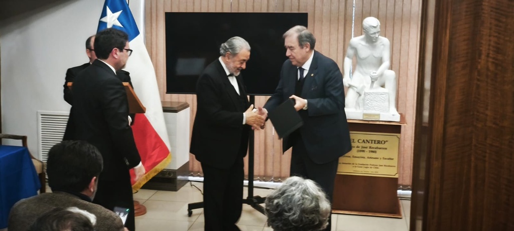 Homenaje a la trayectoria y legado del escritor Guillermo Bown Fernández
