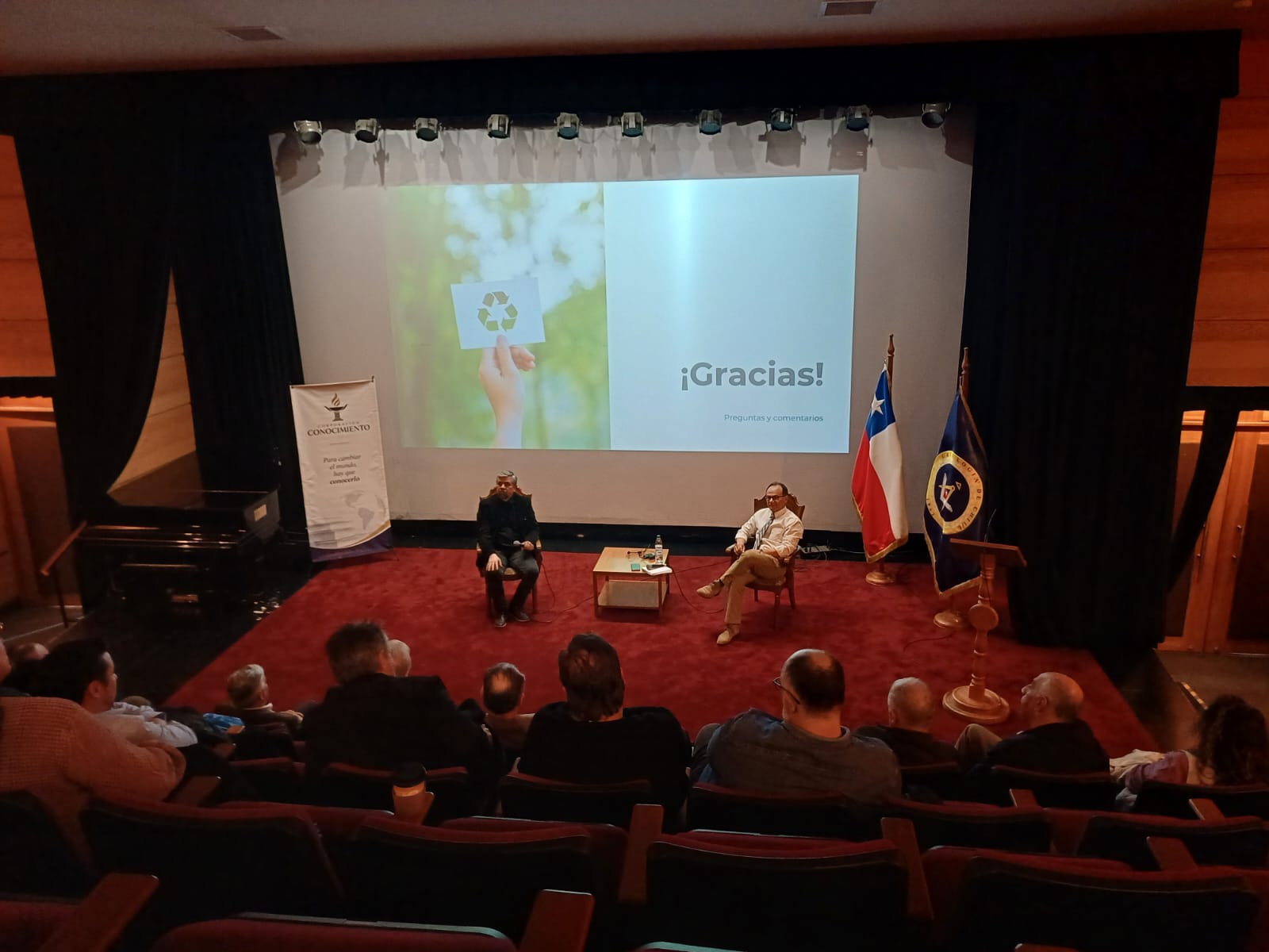Exponen sobre producción y protección ambiental en Chile